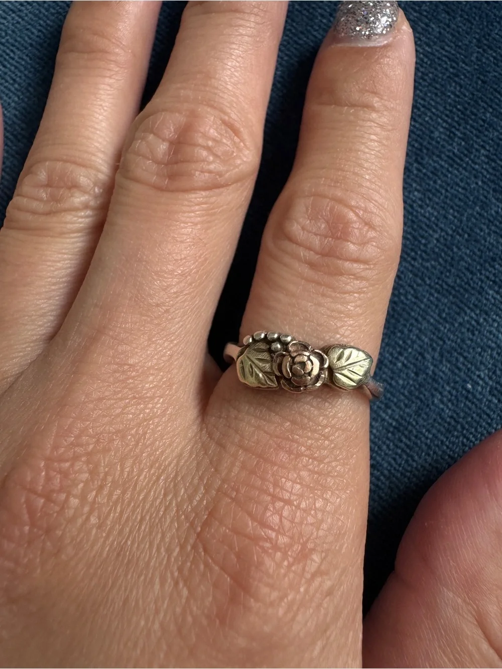 Vintage Black Hills sterling and 10k Gold Rose leaves statement Ring size 7